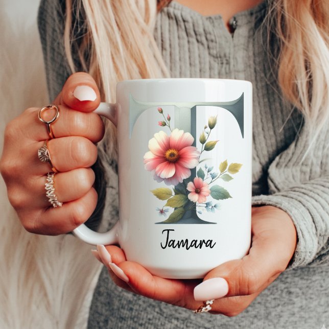 Caneca De Café Personalized Wildflower Monogram Mug Gift for Mom (botanical mug, elegant floral mug, custom name mug, personalized mug for women, monogram gift idea,)