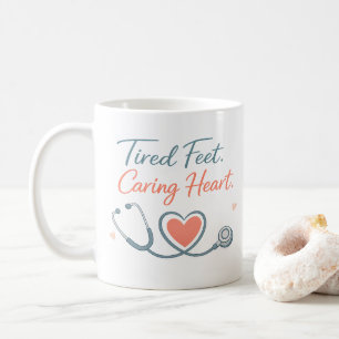 Caneca De Café Pés Cansados Coração Carinhoso – Design de Aprecia