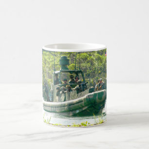 CANECA DE CAFÉ PESSOAL DE COMBATE DOS EUA