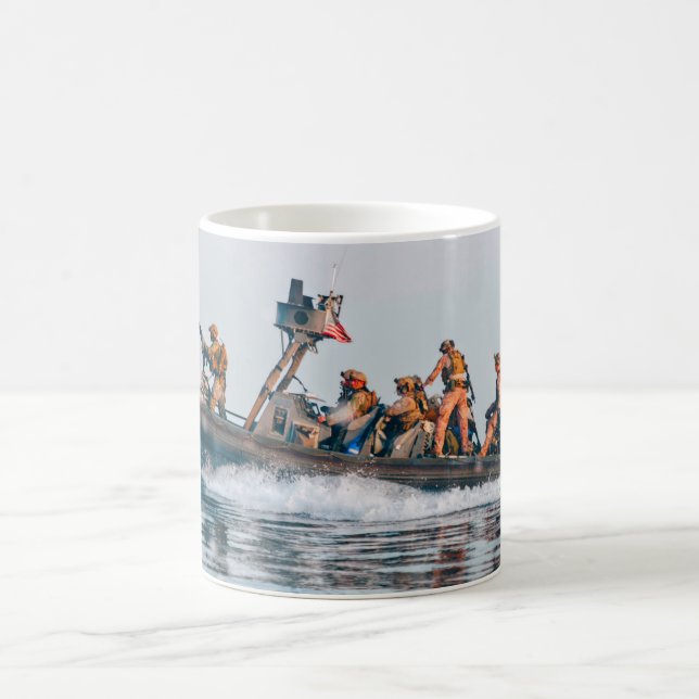 CANECA DE CAFÉ PESSOAL DE COMBATE DOS EUA (Centro)