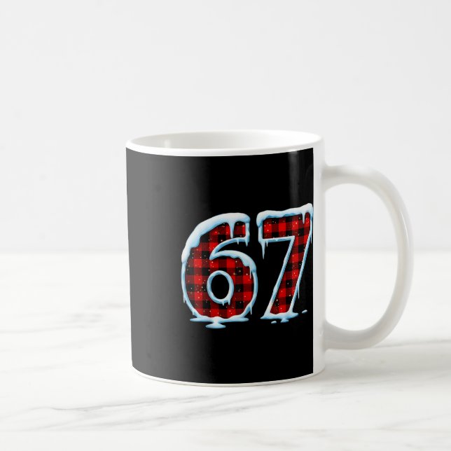 Caneca De Café Pijama de Natal engraçado meme 67 Seis Sete  (Direita)