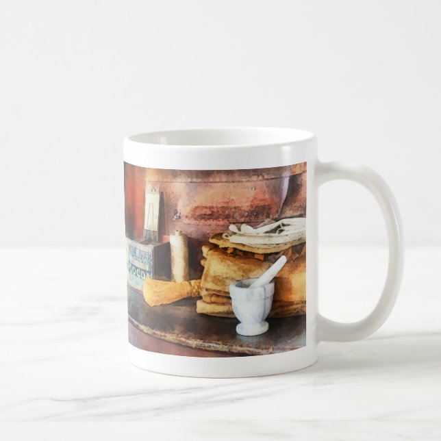 Caneca De Café Pilão e Almofariz e Caixa de Cacau (Direita)