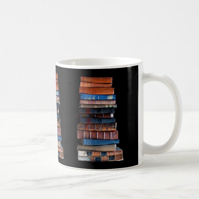 Caneca De Café Pilha de entrada de livros antigos (Direita)