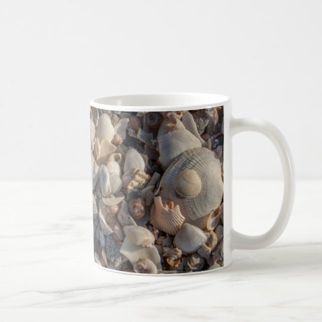 Caneca De Café Pilha dos Seashells (Direita)