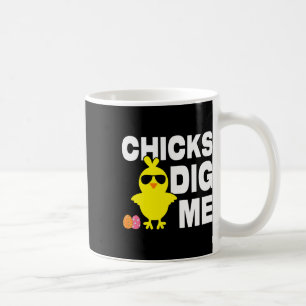 Caneca De Café Pintinhos Me Cavam Homens Engraçados Caça De Ovos
