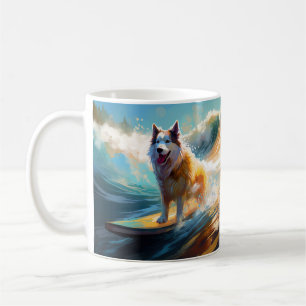 Caneca De Café Pintura de Malamute do Alasca Surfando na Praia