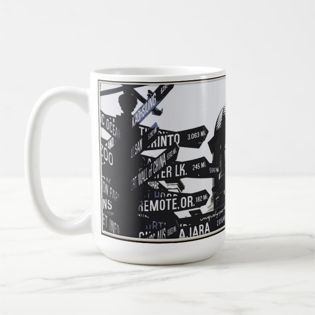 Caneca de café pioneira do tribunal (Esquerda)