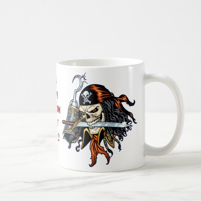 Caneca De Café Pirata do crânio com espada e gancho pelo Al Rio (Direita)