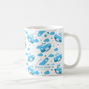 Caneca De Café Planícies e Nuvens Brancos e Azuis Cutes Monogram