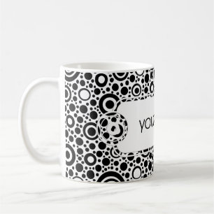Caneca De Café Pontos negros e padrão de círculo + texto e backgr