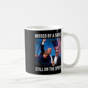 Caneca De Café Por Um Momento Histórico De Donald Trump