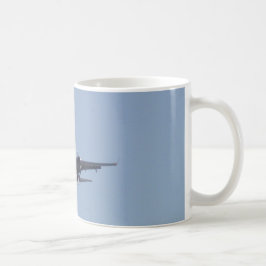 Caneca De Café Pousando No Sol