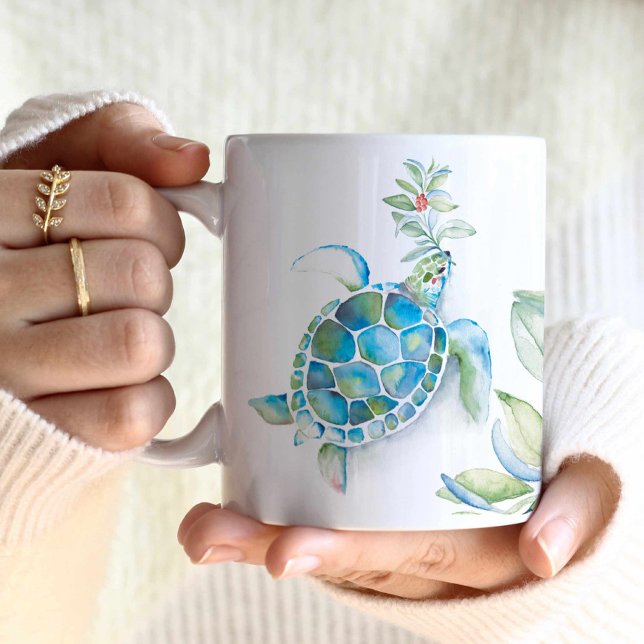 Caneca De Café Praia do Mar de Tartaruga e Saudações (Beach Christmas coffee mugs watercolor sea turtle and botanical art by Victoria Grigaliunas)