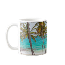 Praia tropical colorida