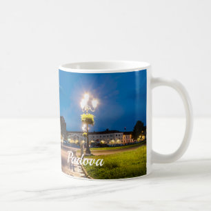 Caneca De Café Prato della Valle à noite em Padova, Itália
