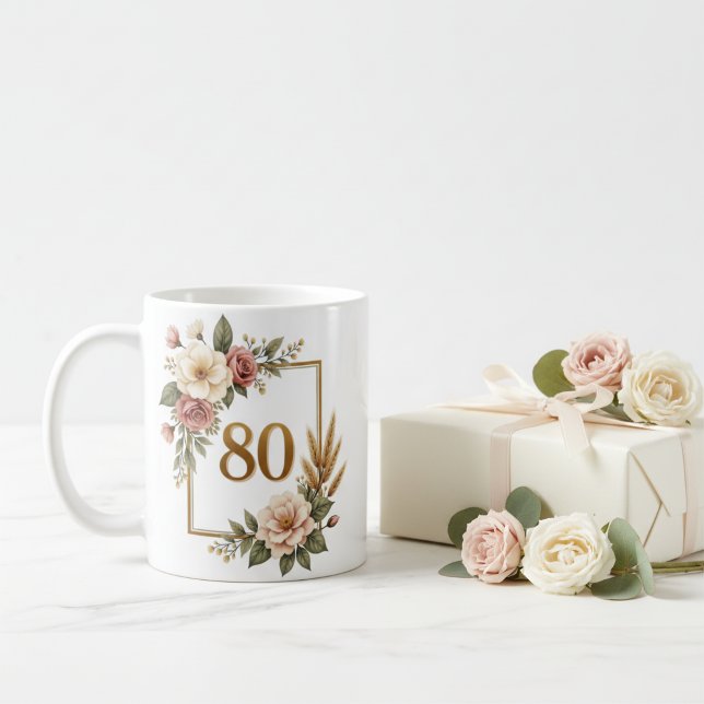 Caneca De Café Presente de 80º Aniversário Floral Sofisticado Per (Elegant Floral 80th Birthday Custom Name & Date Coffee Mug)