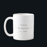 Caneca De Café Presente de Festa de casamento Moderna de Bridesma<br><div class="desc">Esta é uma caneca moderna e minimalista com o tema da foto-bridesmaid com um design elegante. Edite a maioria dos textos e todas as cores para fazer com que este ajustado mínimo de mama de bridesmaid seja o seu estilo pessoal e as suas necessidades de evento. Apenas selecione "editar usando...</div>
