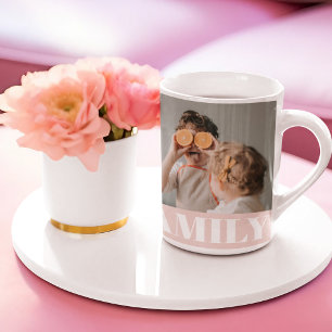 Caneca De Café Presente de Foto de Família Rosa Pastel Moderno