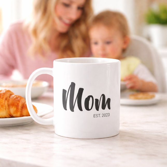 Caneca De Café Presente de Nova Mãe Estabelecida (Mom Established Simple Typography Mug)