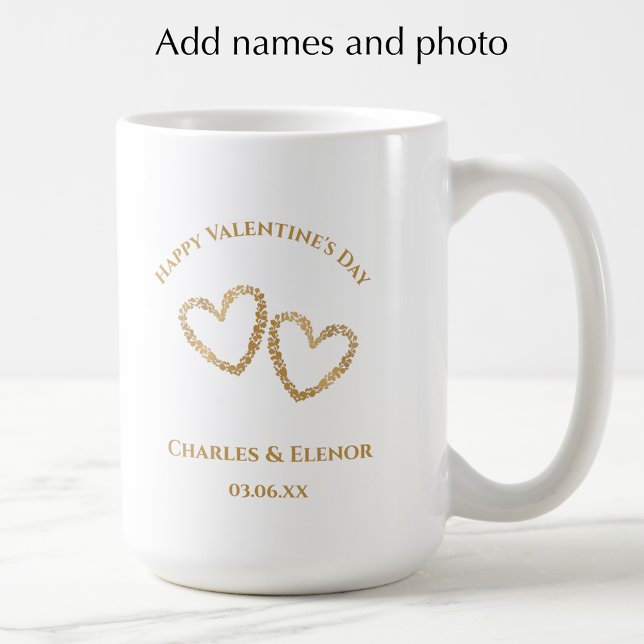 Caneca De Café Presente do Dia dos Namorados com Foto Personaliza (Add couples names, photo, and custom text. Create a unique heart Valentines Day keepsake gift.)