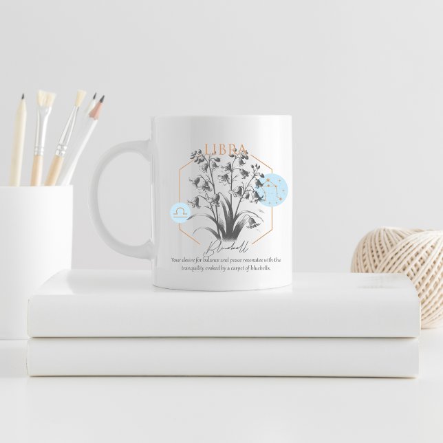 Caneca De Café Presente Floral Libra Zodíaco Bluebell Astrologia  (Elegant Libra Mug Floral Bluebell Zodiac Coffee Mug Gift)