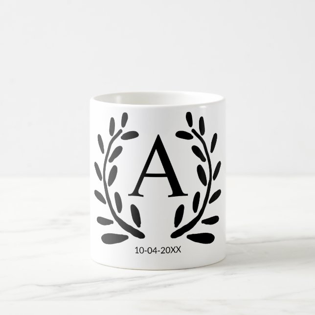 Caneca De Café PRESENtES DE NOIVO COM ANO DATA NOME MONOGRAMA (Centro)