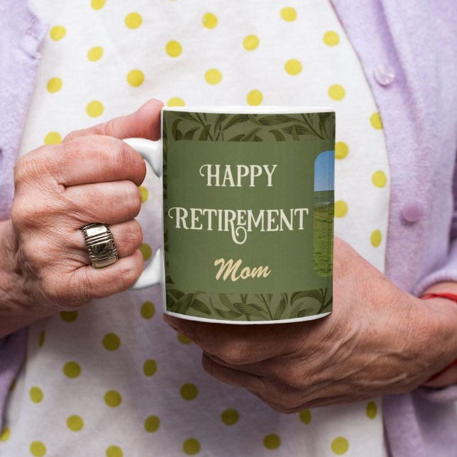 Caneca De Café Presentes felizes personalizados para a mamãe Gree (Personalized Happy Retirement Gifts for Mom Green Coffee Mug)