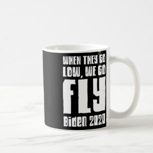 Caneca De Café Presidente Pence Fly Pun Kamala Harris Debate Joe