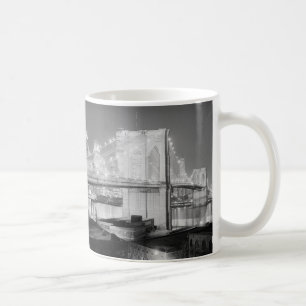 Caneca De Café Preto & branco da ponte de Brooklyn