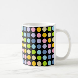 Caneca De Café Preto Pastel das bolinhas do arco-íris
