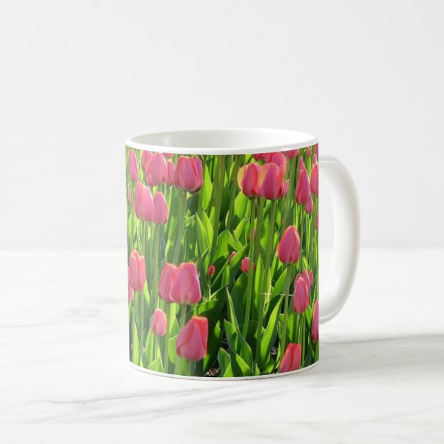 Caneca De Café Pretty Field of Pink Tulips (Frente Esquerda)
