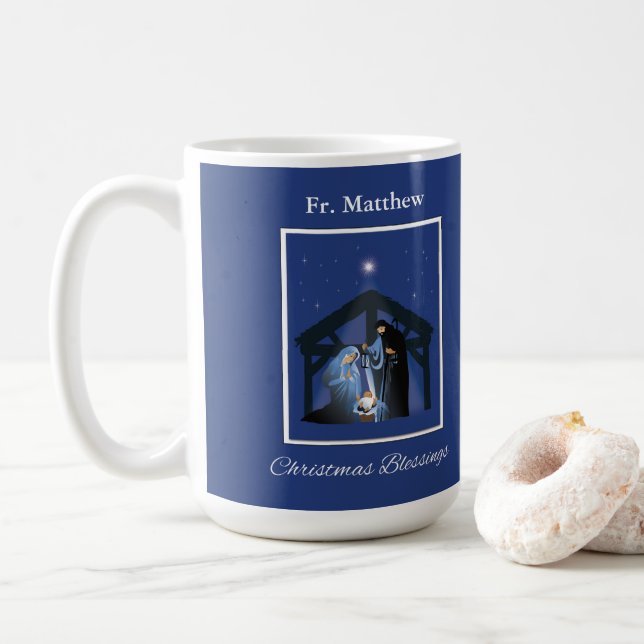 Caneca De Café Priest Christmas Blessings, Nativity Scene on Blue (Com Donut)