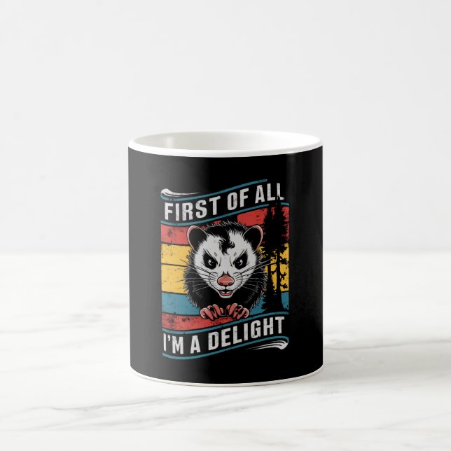 Caneca De Café Primeiro de tudo, eu sou um delicioso gambá Possum (Centro)