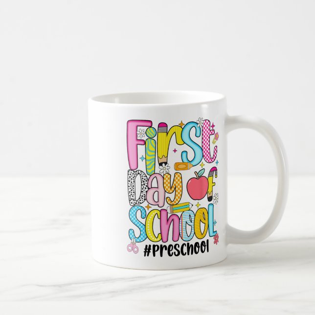 Caneca De Café Primeiro Dia Da Professora Da Pré-Escola Menino Pr (Direita)