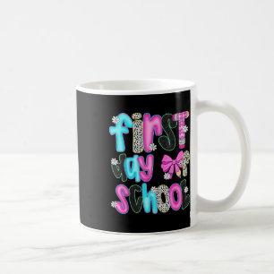 Caneca De Café Primeiro Dia De Aula Lápis Coquette Laço Engraçado