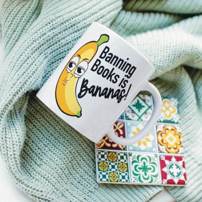 Caneca De Café Proibição de Livros Bananas (Criador carregado)