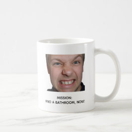 Caneca De Café Projeto de Meme de Pânico no Banheiro com Missão d