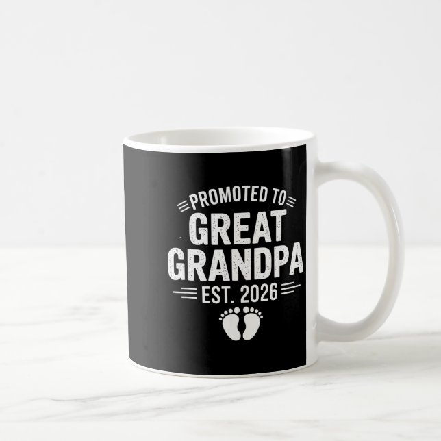 Caneca De Café Promoted To Great Grandpa Est. 2026 Funny Soon To  (Direita)
