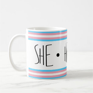 Caneca de Café Pronomes Transgênero Dela/Dela/Dela