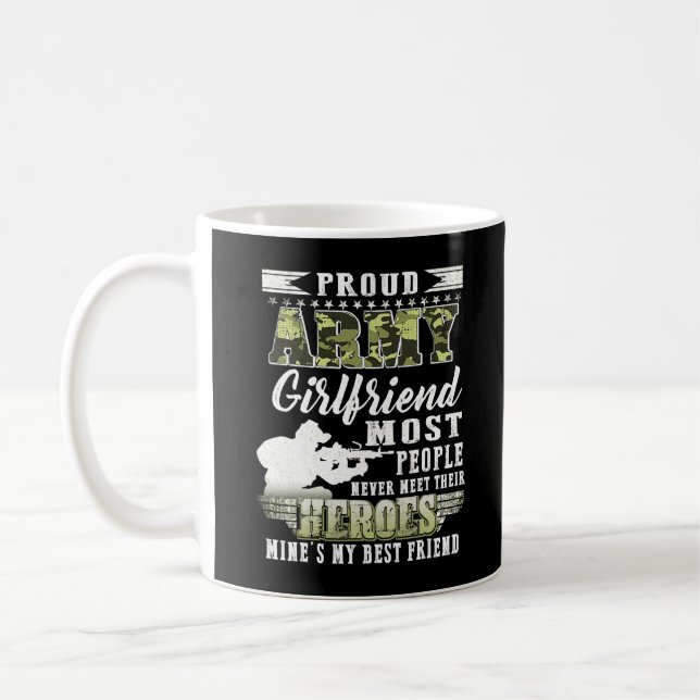 Caneca De Café Proud Army Girlfriend Most People  (Esquerda)