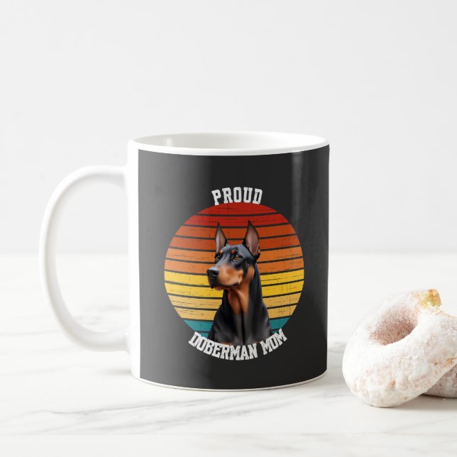 Caneca De Café Proud Doberman Mãe (Com Donut)