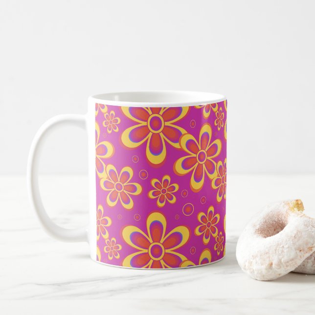 Caneca De Café Púrpura Magenta Flores Sem Costura Padrão (Com Donut)