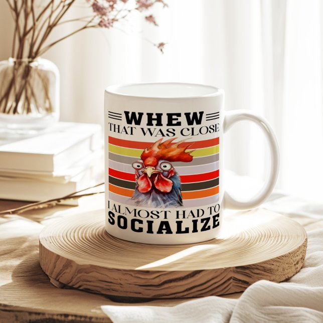 Caneca De Café Quase tive que socializar sarcástico engraçado (I Almost Had to Socialize Funny Sarcastic Coffee Mug on a sunny neutral boho kitchen table.)