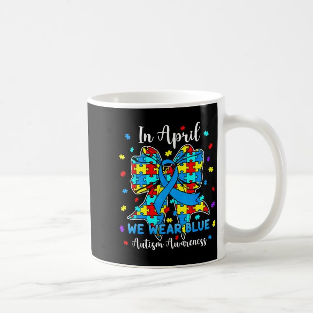 Caneca De Café Quebra-cabeça de Autismo Coquette em Abril Usamos  (Direita)