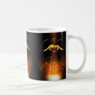 Caneca De Café Queda Das Chamas