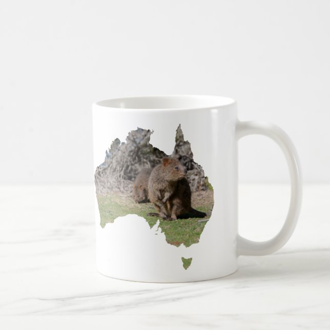 Caneca De Café Quokka Fofo Comendo Grama em Formato da Austrália (Direita)