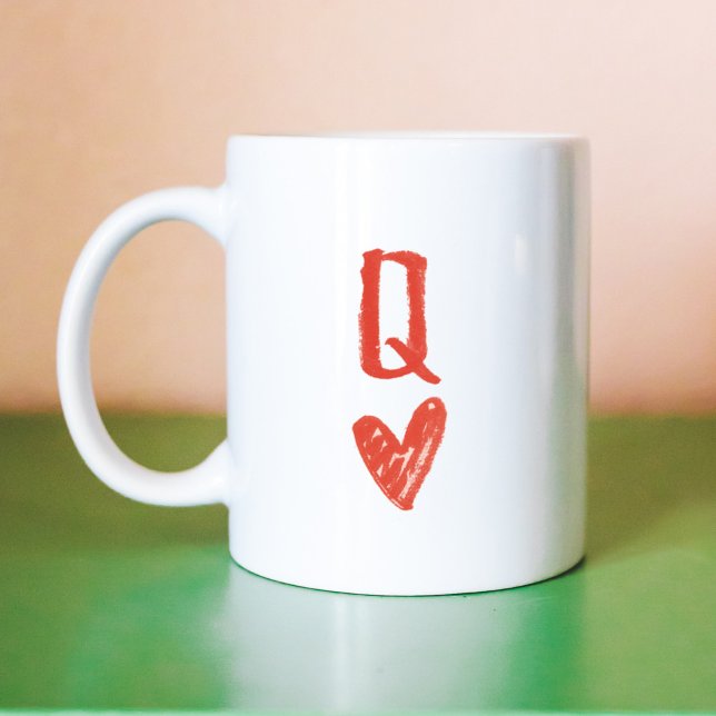 Caneca De Café Rainha do Coração Desenhada à Mão (Queen of Hearts Hand-Drawn Coffee Mug)