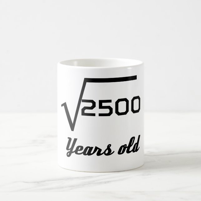 Caneca De Café Raiz quadrada de 2500 50 anos velho (Centro)