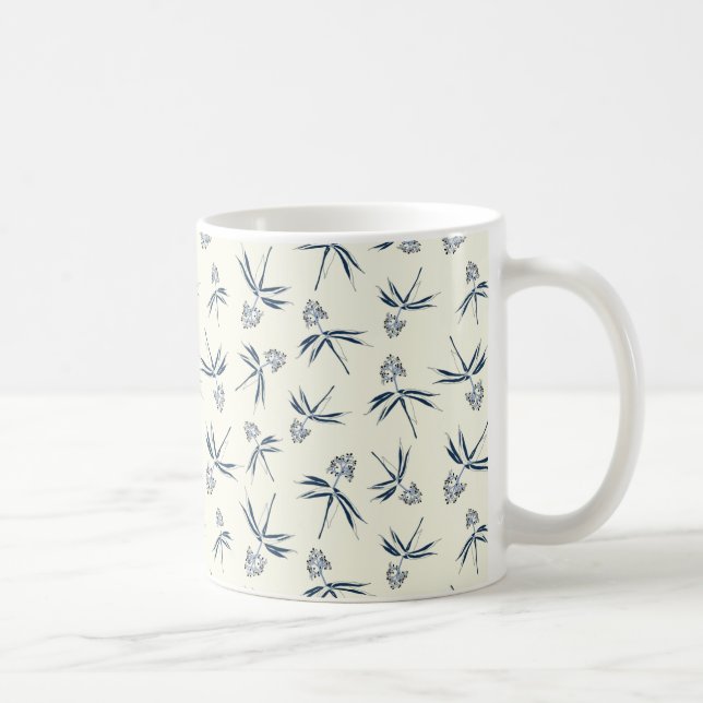 Caneca De Café Ramificações Azuis de Budding no creme - padrão pe (Direita)