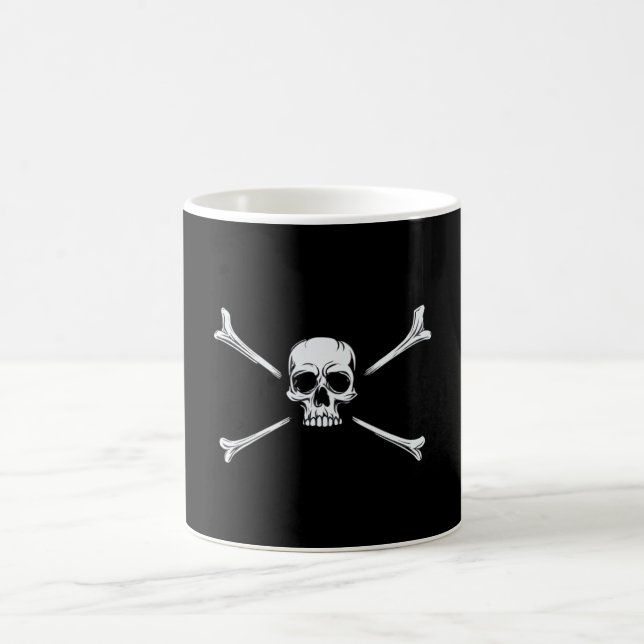 Caneca De Café Rebel de Caveira e Crossbones (Centro)